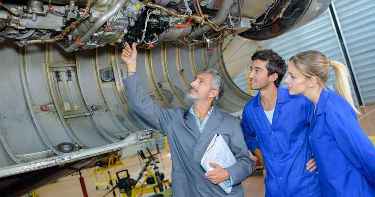 mécaniciens aéronautiques