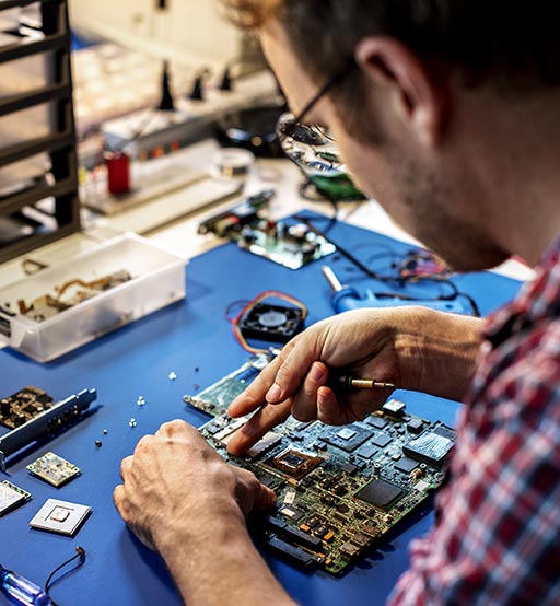 Le métier de Technicien Électronicien