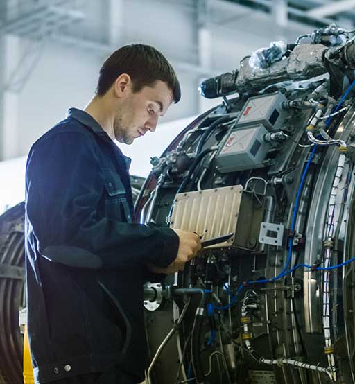 Technicien de maintenance aéronautique