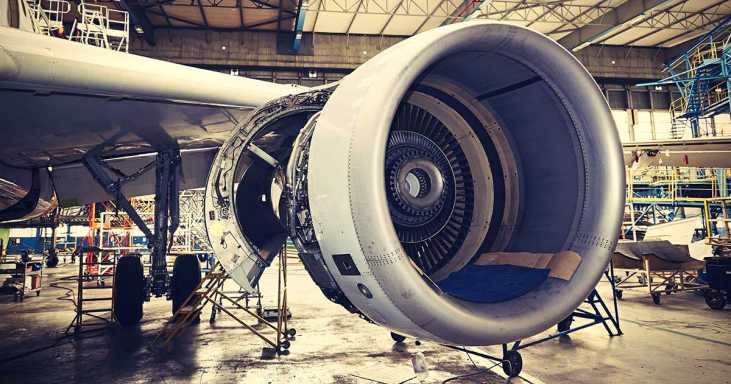 Comprendre les métiers de la maintenance aéronautique : Line et Base
